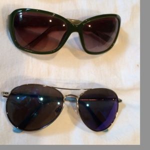 Two pairs Sunglasses - Blue - Green - Aviators