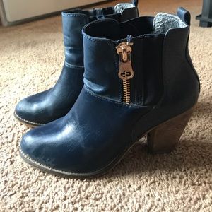 Used Aldo Boots