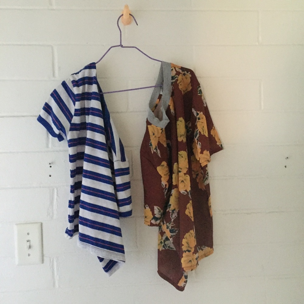 🌼2 SHIRT BUNDLE🌼