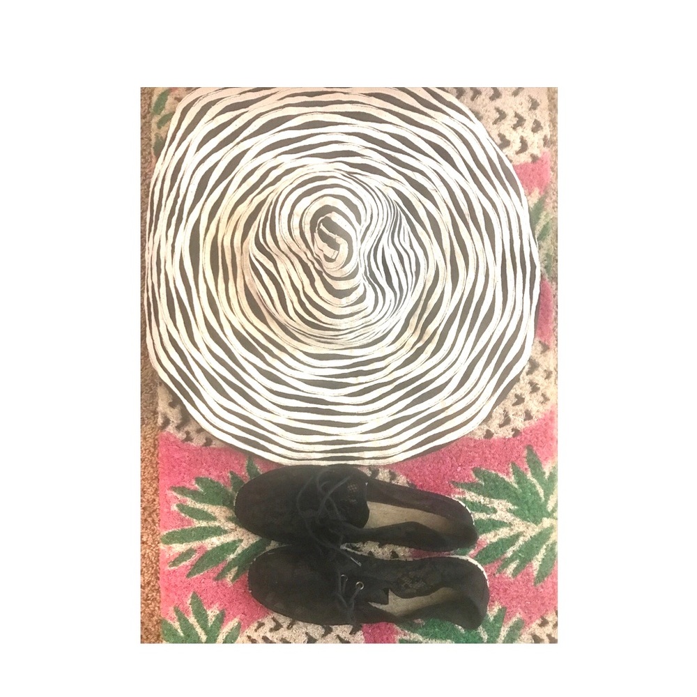 Soludos lace shoes with complimentary beach hat