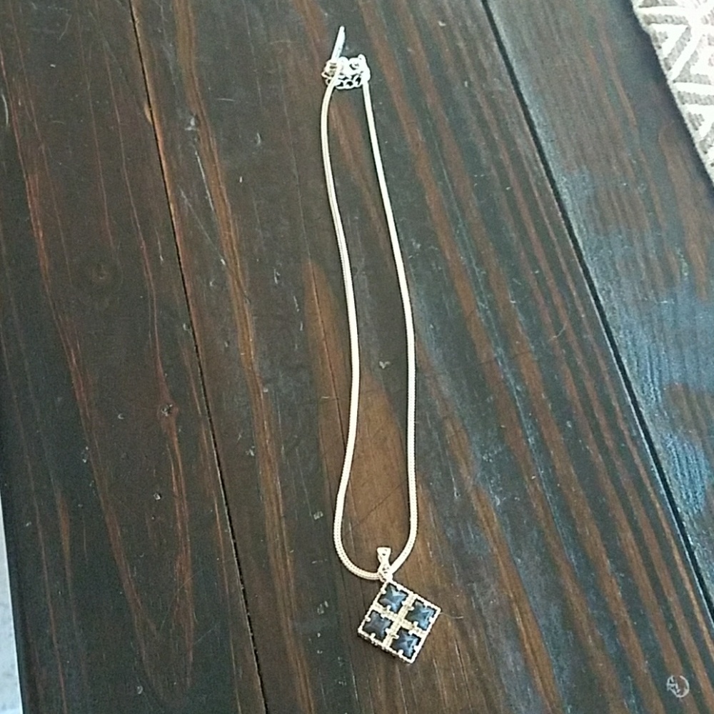 Kendra Scott Gold and Black stone necklace