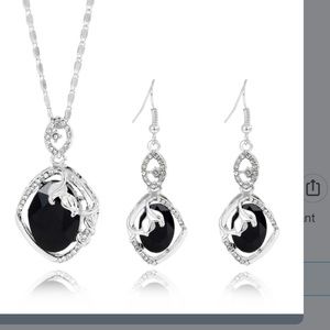 New golden silver and black sapphire jewelry set