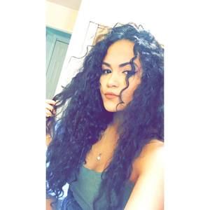 Meet your Posher, Evannelia