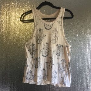 Chaser: Tan Hamsa Tank