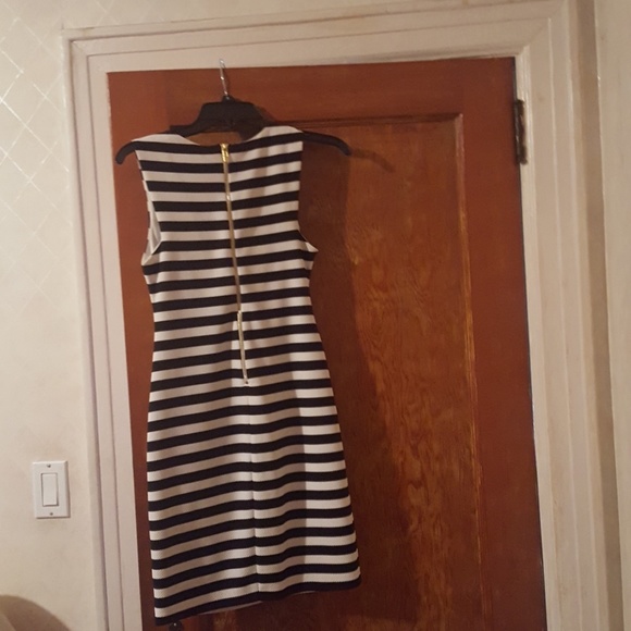 I'm too fat for this dress! :( - Picture 4 of 4