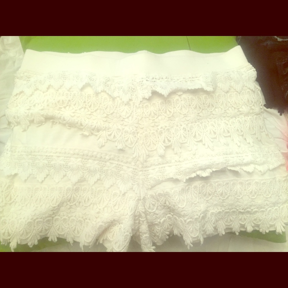 White lace shorts