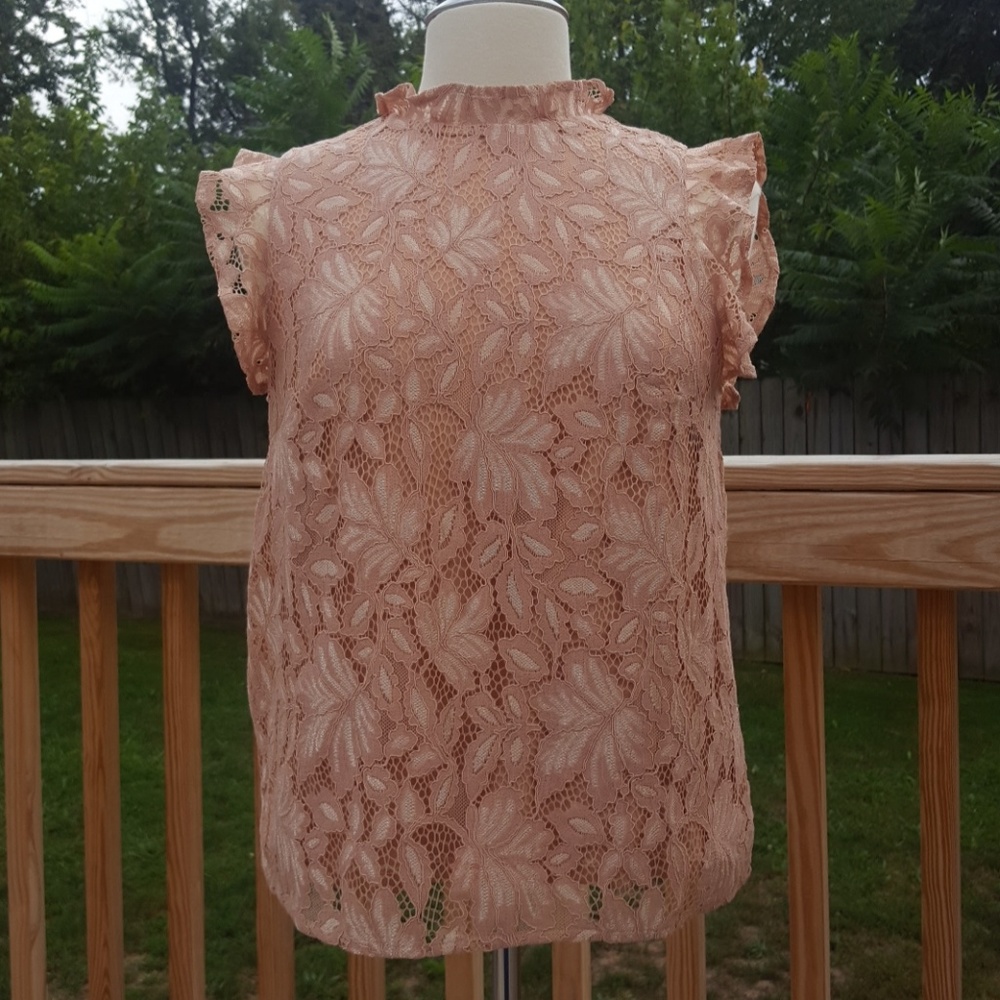 H&M lacey flutter sleeved top (S)