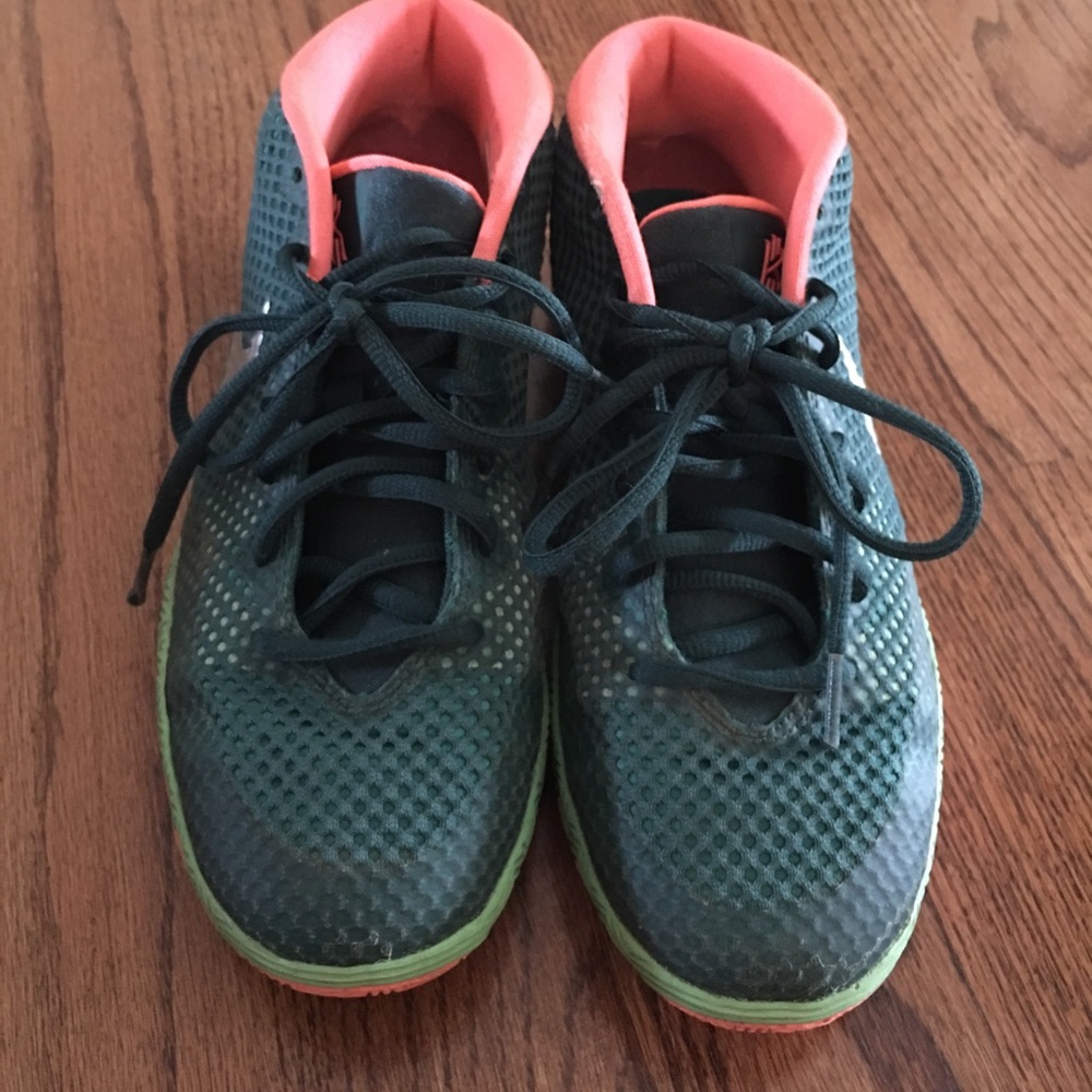 kyrie 1 venus fly trap