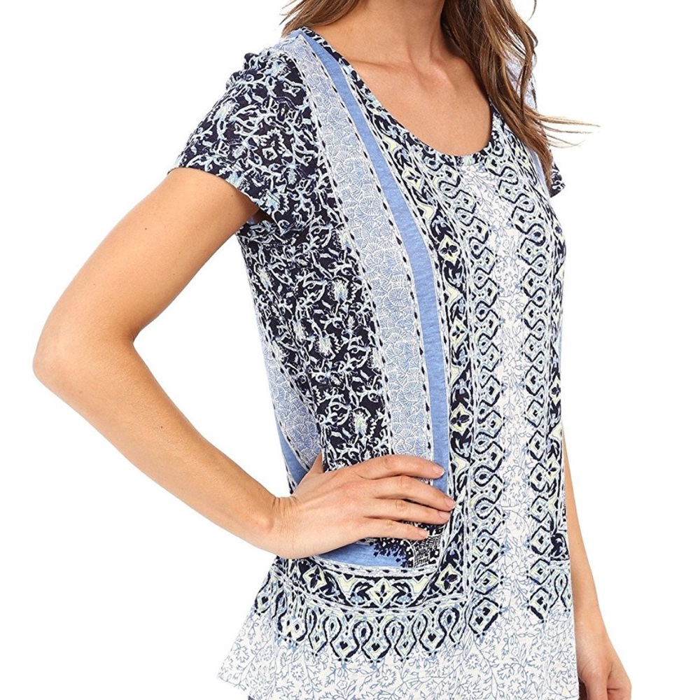 NWT Lucky Brand Scarf Printed Tee - Picture 2 of 5