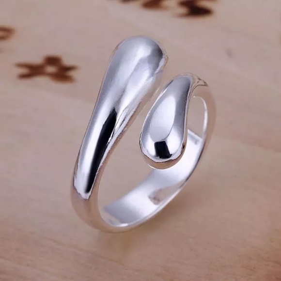 Silver Double Teardrop Ring - Picture 1 of 3