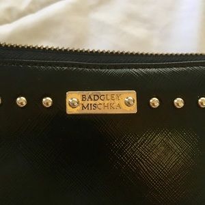 Badgley Mischka black wallet