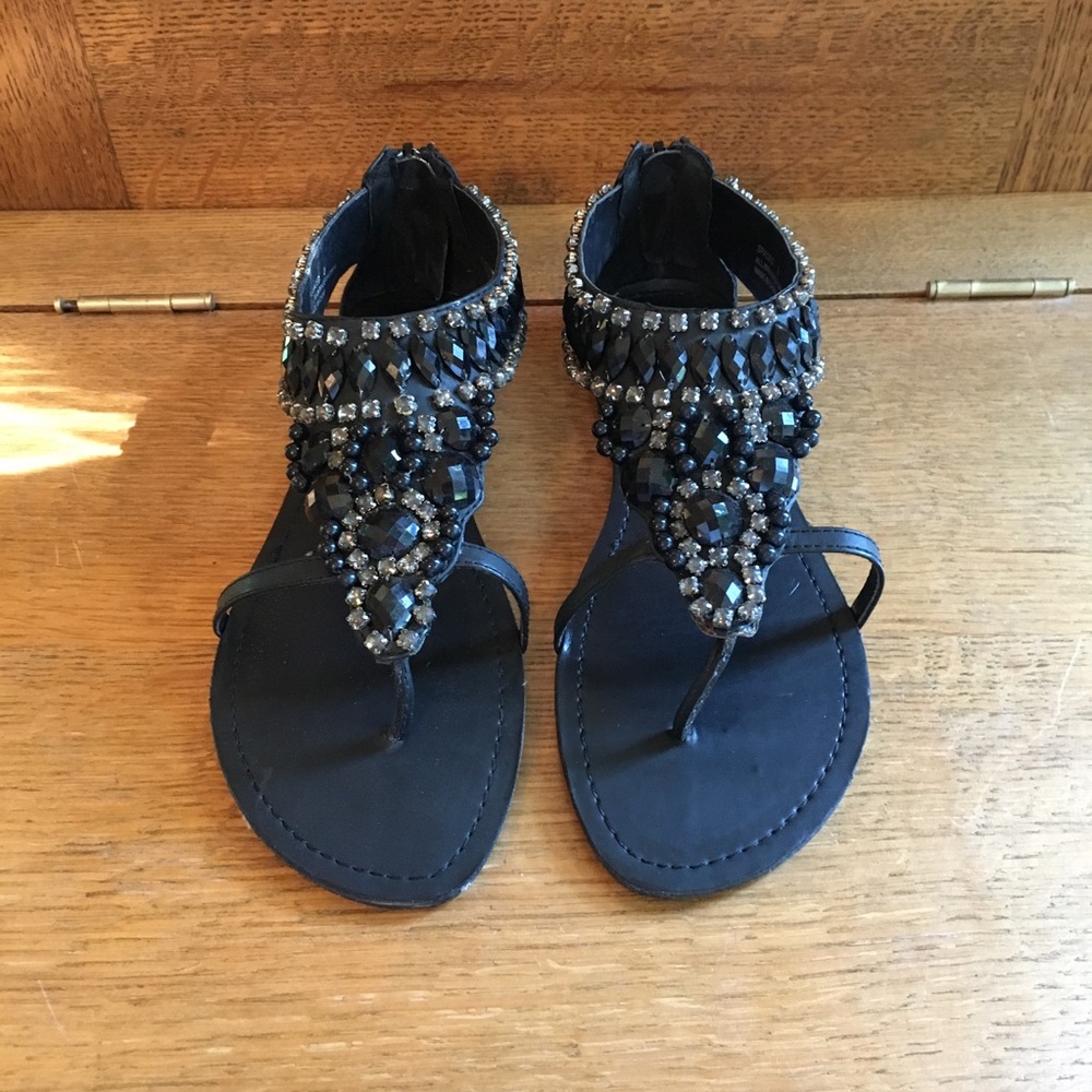 ❌SOLD❌ NIB Steve Madden Spaced Sandals 💎