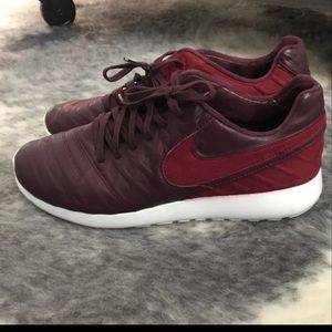 Nike men's sneakers red size 12