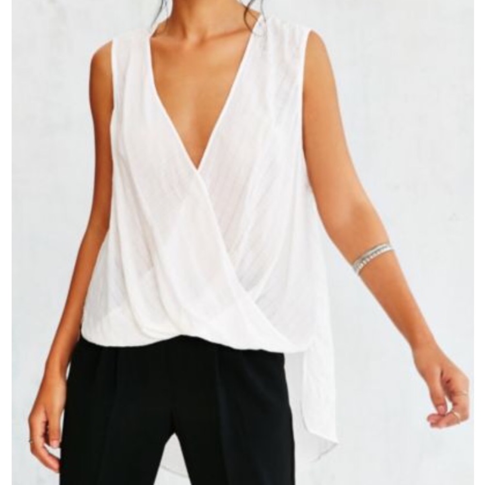 Silence + noise tank