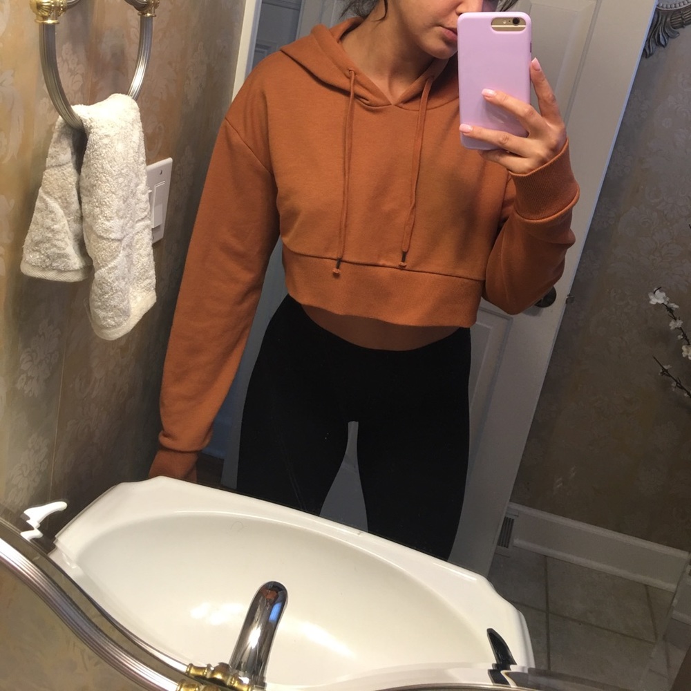 Cropped Hoodie