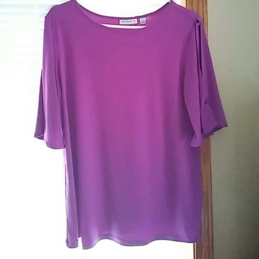 Susan Graver liquid knit purple cute top!