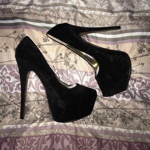 Black Heels