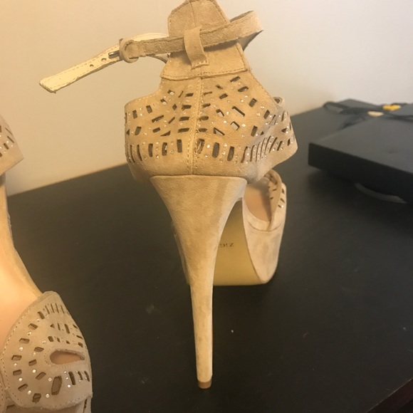 Tan Suede Heels - Picture 5 of 5
