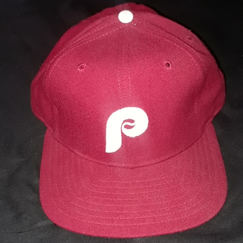 Vintage Philadelphia Phillies Fitted Cap