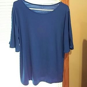 Susan Graver liquid knit royal blue top. Size med.