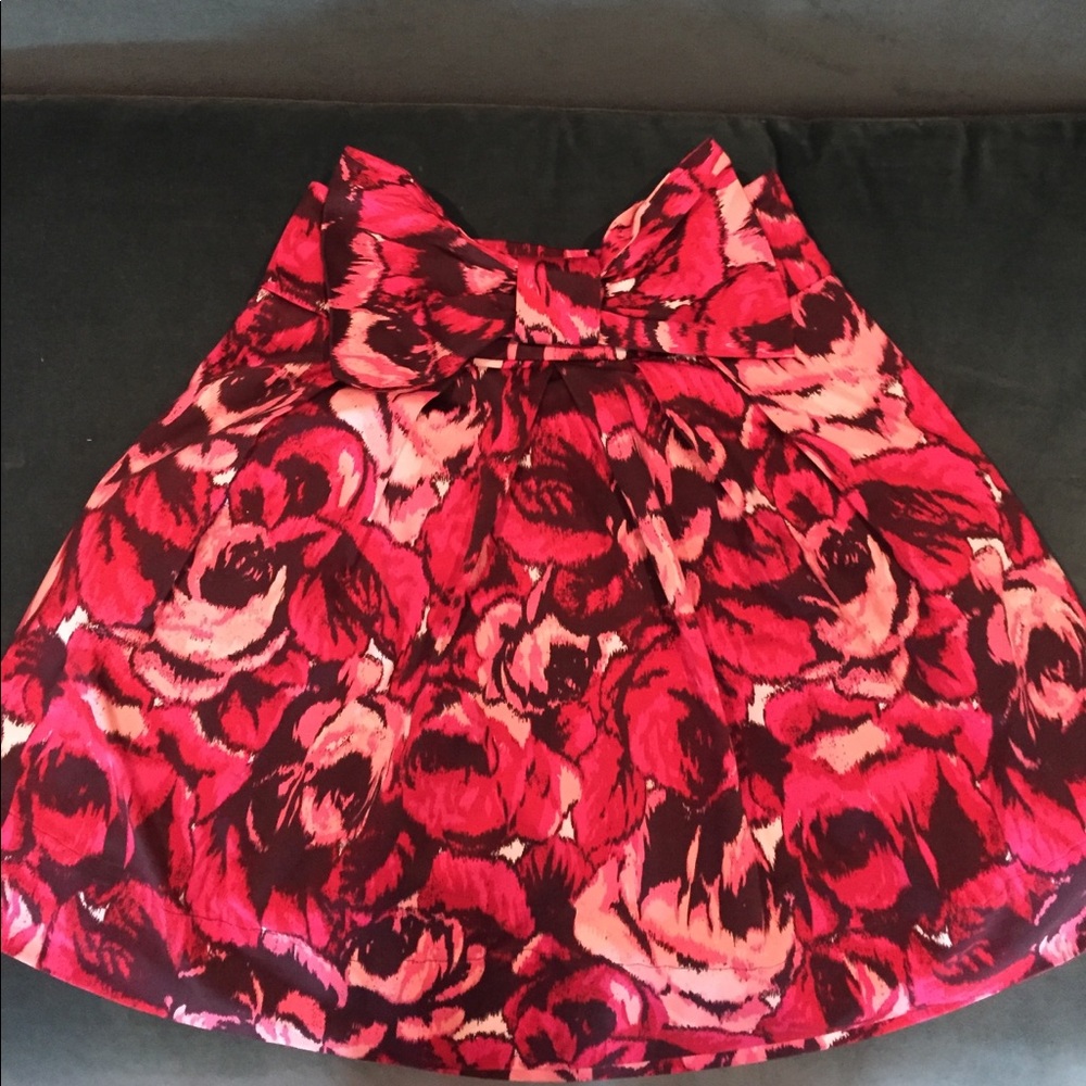 Forever 21 Carrie Style Skirt