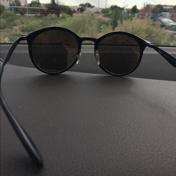 Black Ray-Ban Emma Sunglasses