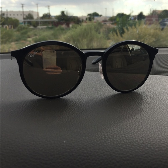 Black Ray-Ban Emma Sunglasses main image 6