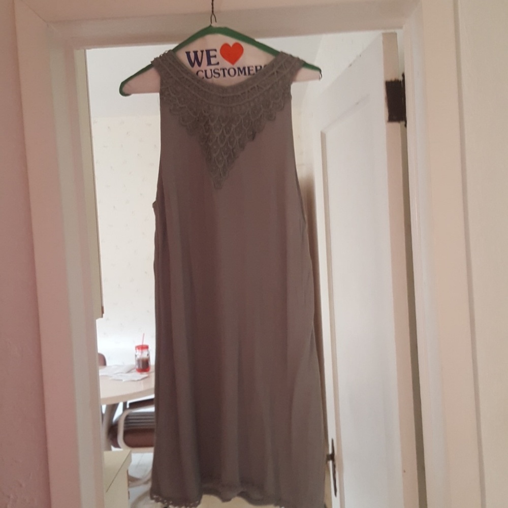 I'm too fat for this dress