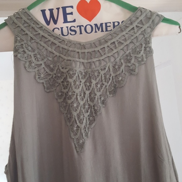 I'm too fat for this dress - Picture 2 of 4