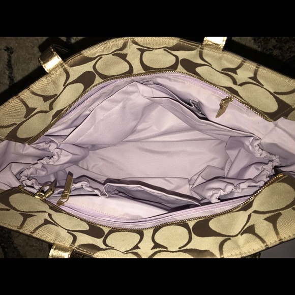 ‼️‼️SOLD‼️‼️Coach diaper bag - Picture 3 of 6