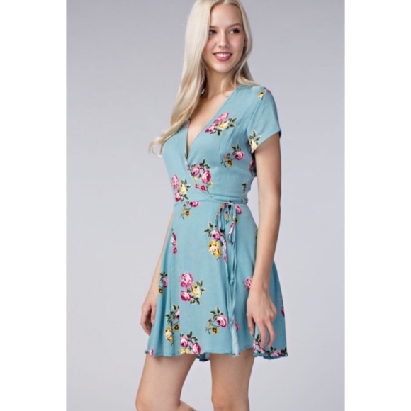 Honey Belle Floral Surplice Dress - Picture 2 of 2