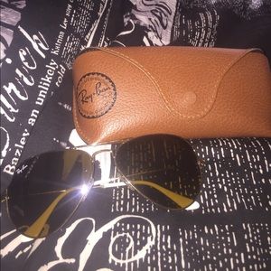 Brown aviator Raybans