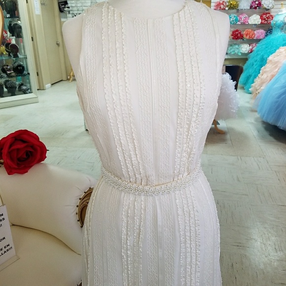 Dress - Picture 3 of 6