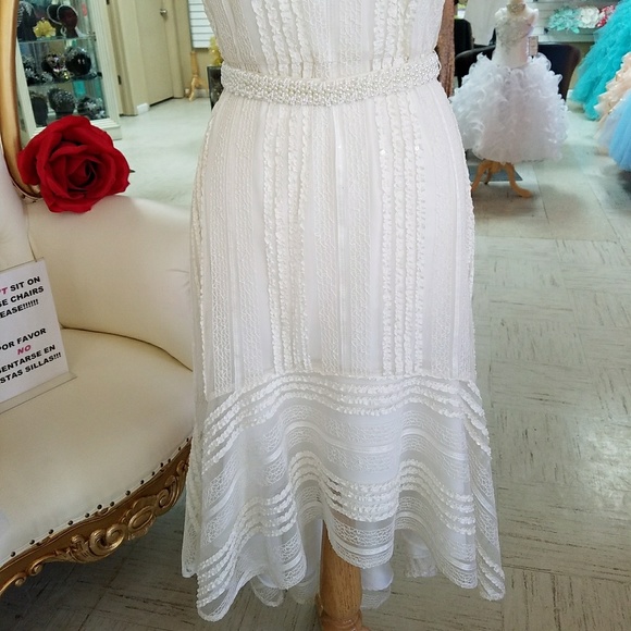 Dress - Picture 6 of 6