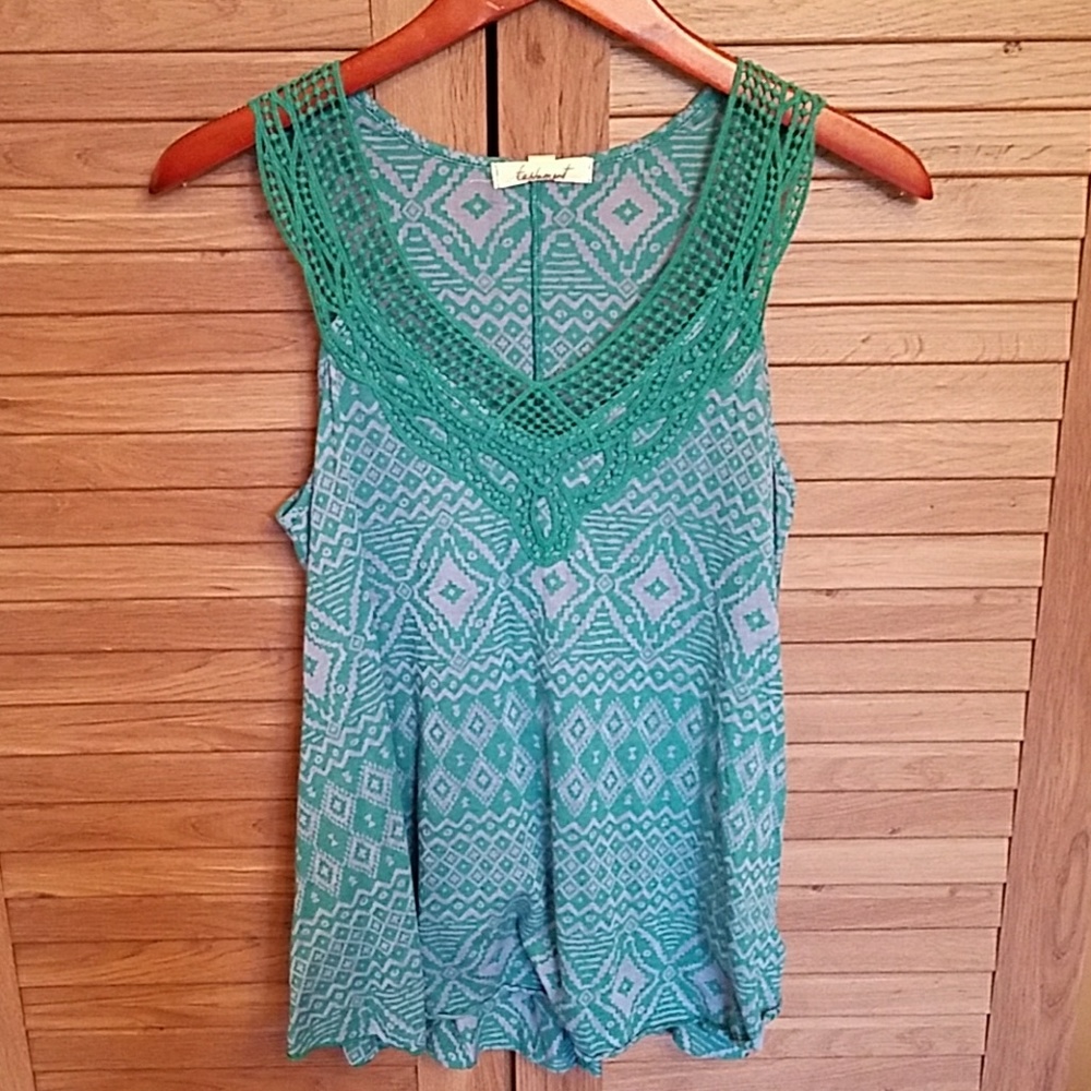 Fun tank top.- worn once!