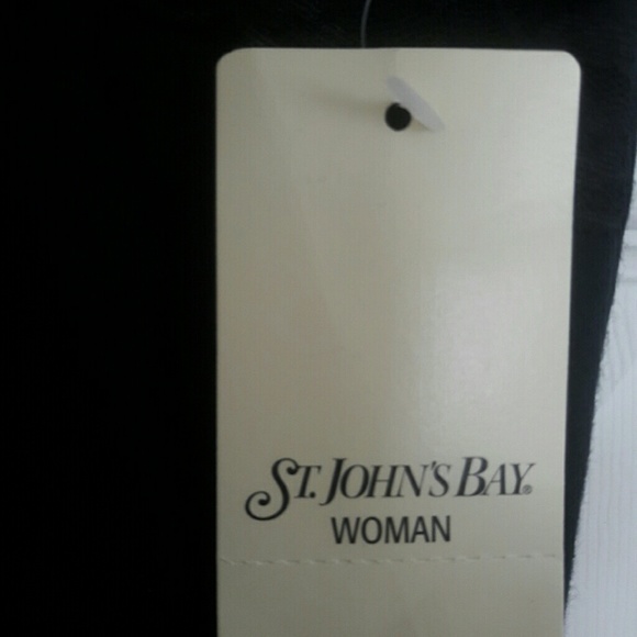 New With Tag St.John's Bay BlackTank Top With Lace - Picture 2 of 2