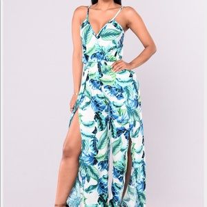 NEVER WORN! Double slit Tropical Jumpsuit