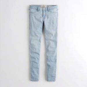Light Wash Hollister Jeans/Jeggings