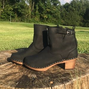 SANDGRENS clog style boot