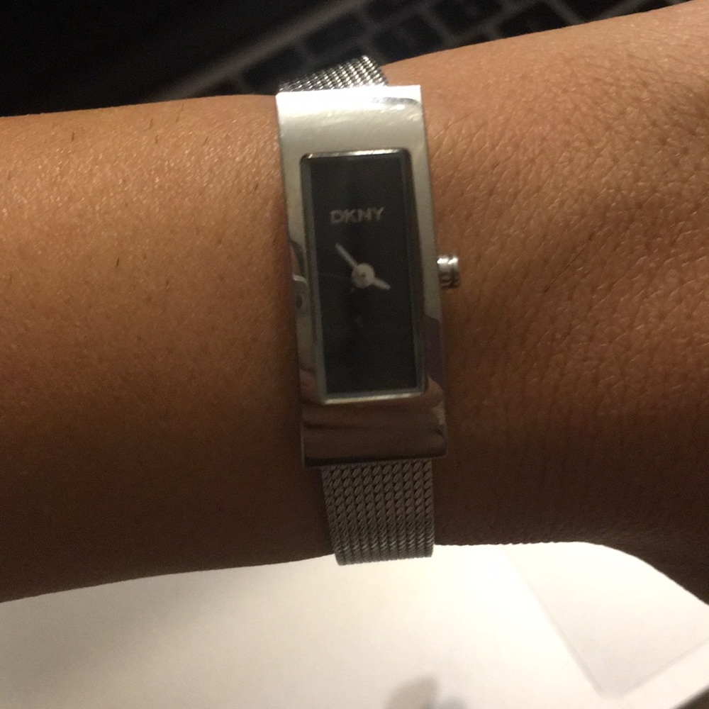 DKNY silver watch - Picture 5 of 6