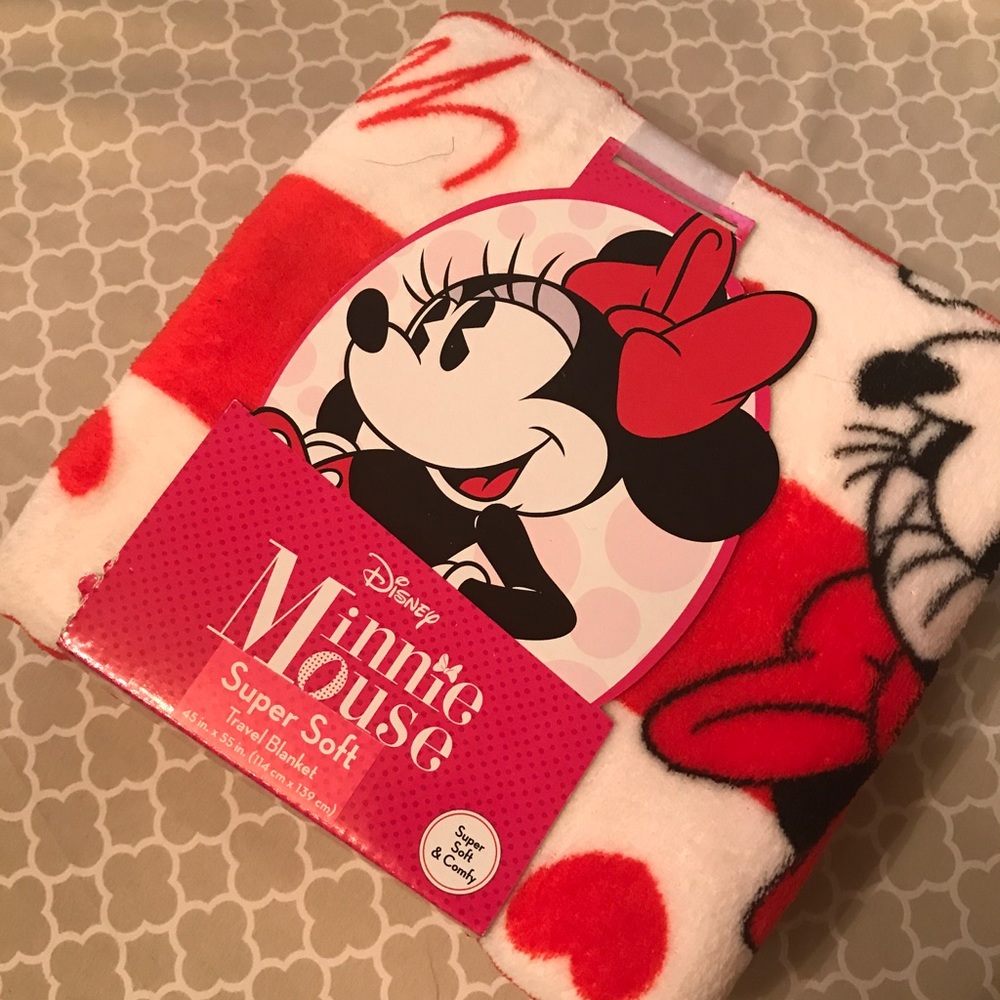 Disney Minnie Mouse throw