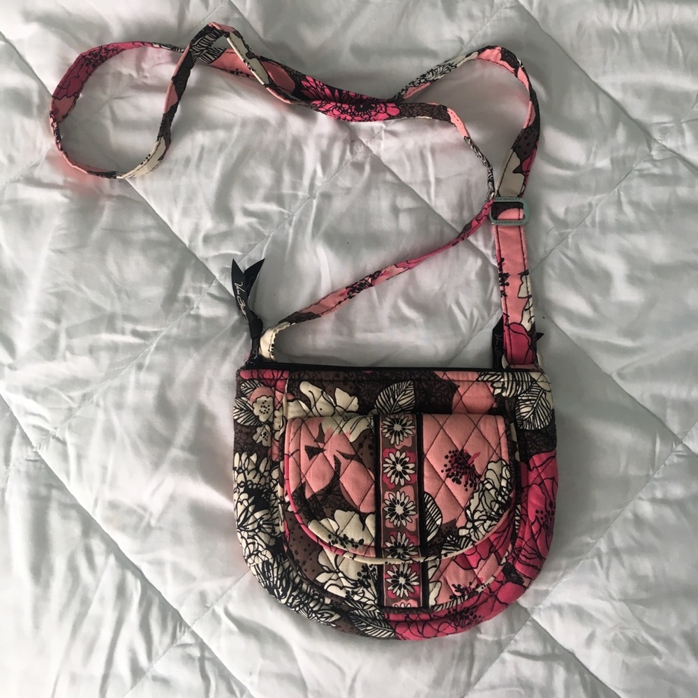 ✨ VERA BRADLEY LIZZIE ADJUSTABLE CROSSBODY✨