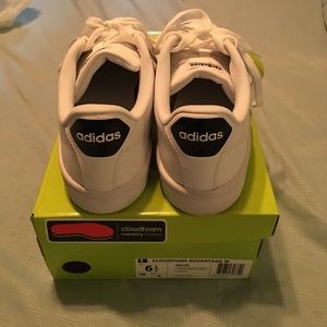 Size 6 1/2 Adidas Neo Cloudfoam - only worn once!