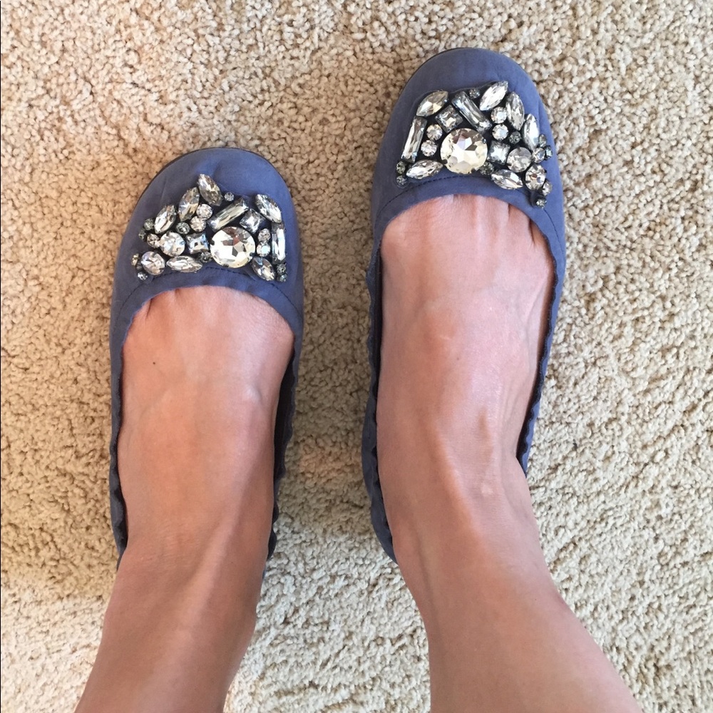 Vera Wang Lavendar blue suede flats