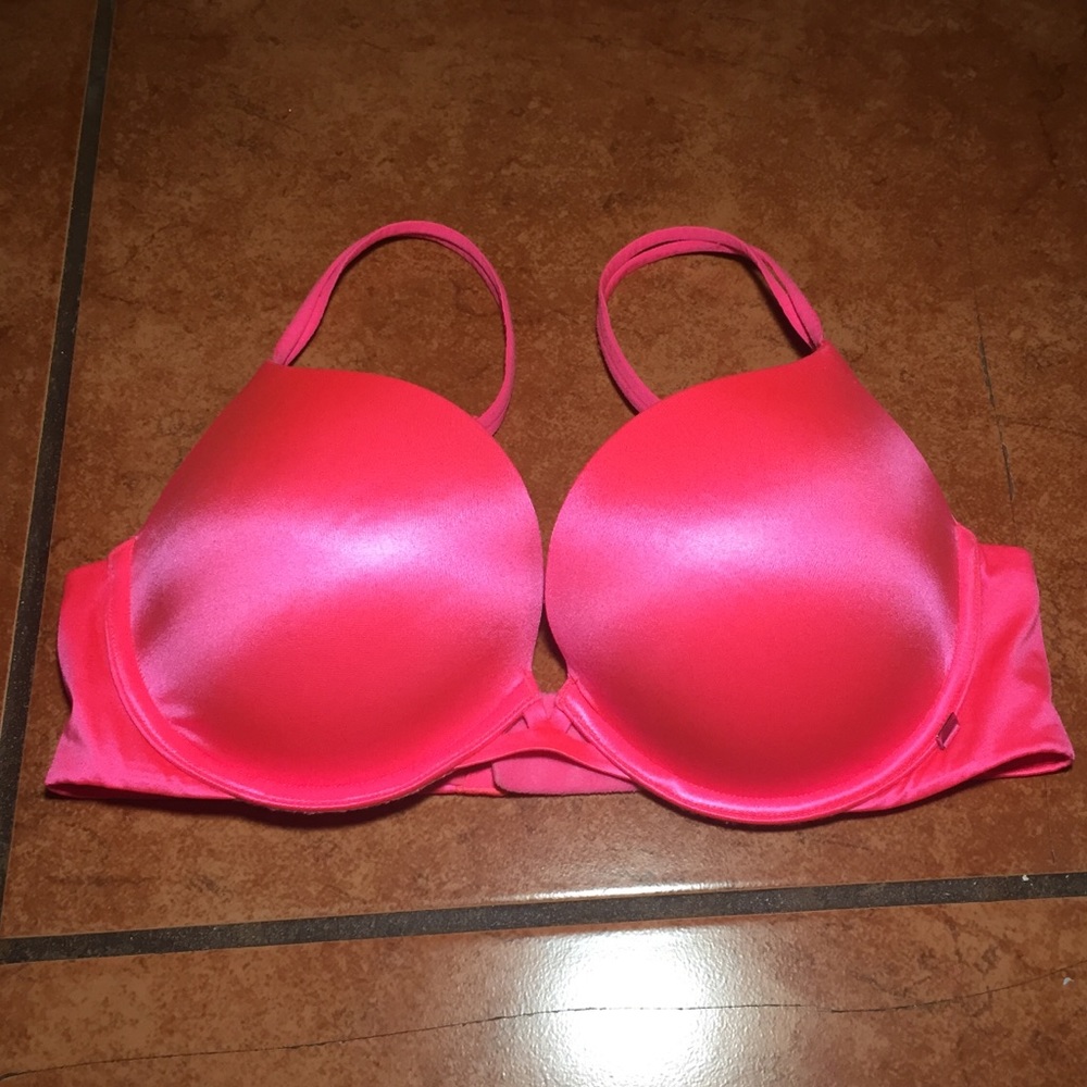 Victoria's Secret Very Sexy Push-Up Bra 34D