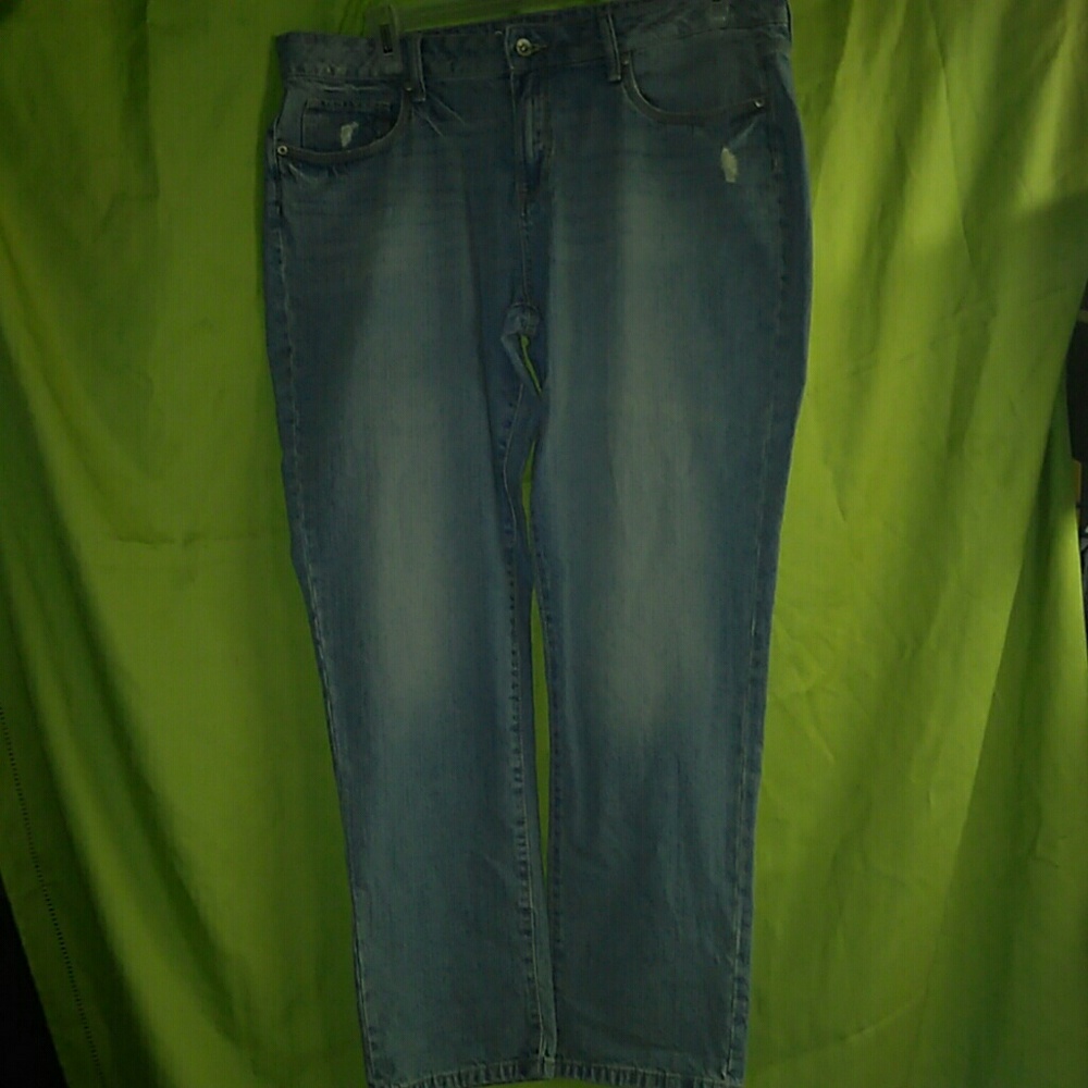 Sonoma boyfriend jeans size 16