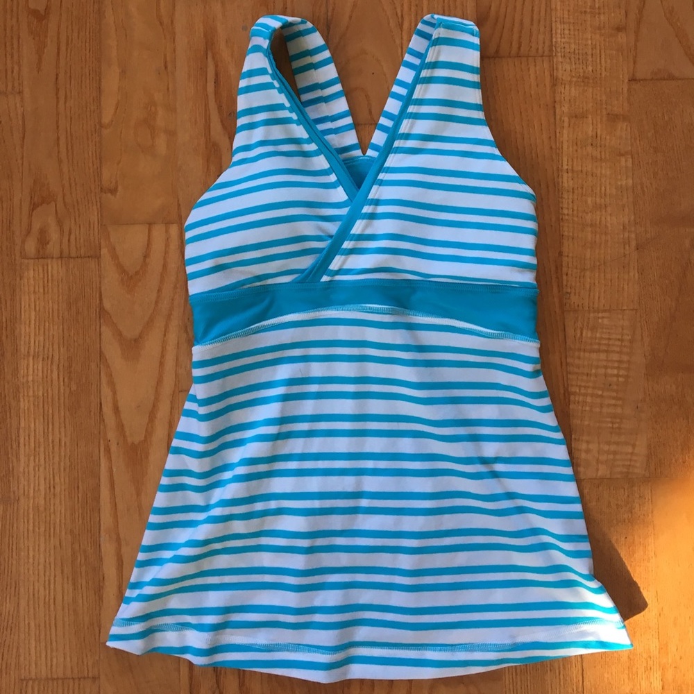 Lululemon tank top
