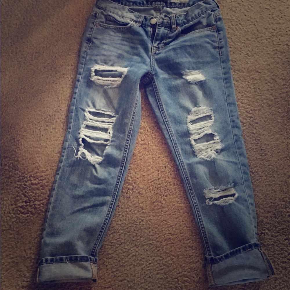 Aeropostale Distressed Boyfriend jeans