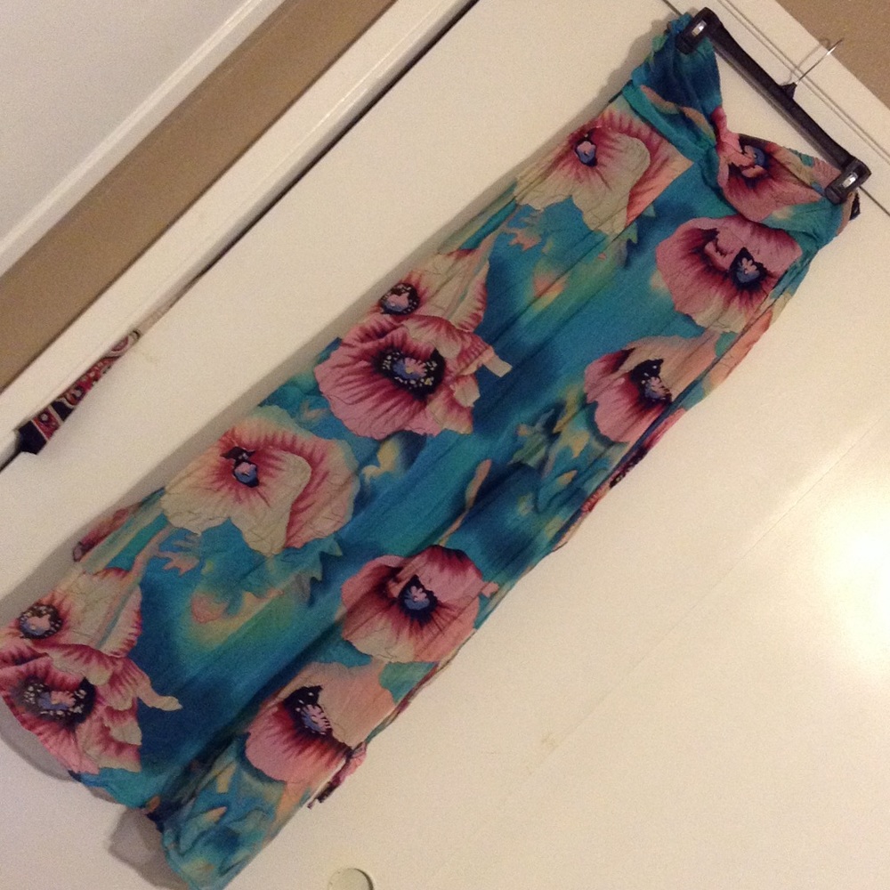 Floral strapless maxi dress💛 - Picture 1 of 5