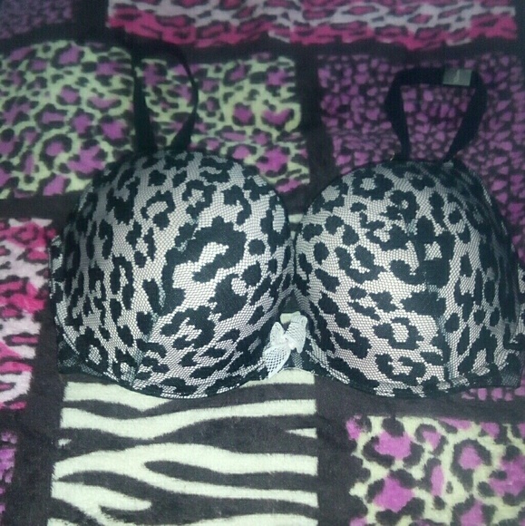 Victoria secret Other - Victoria Secret bras